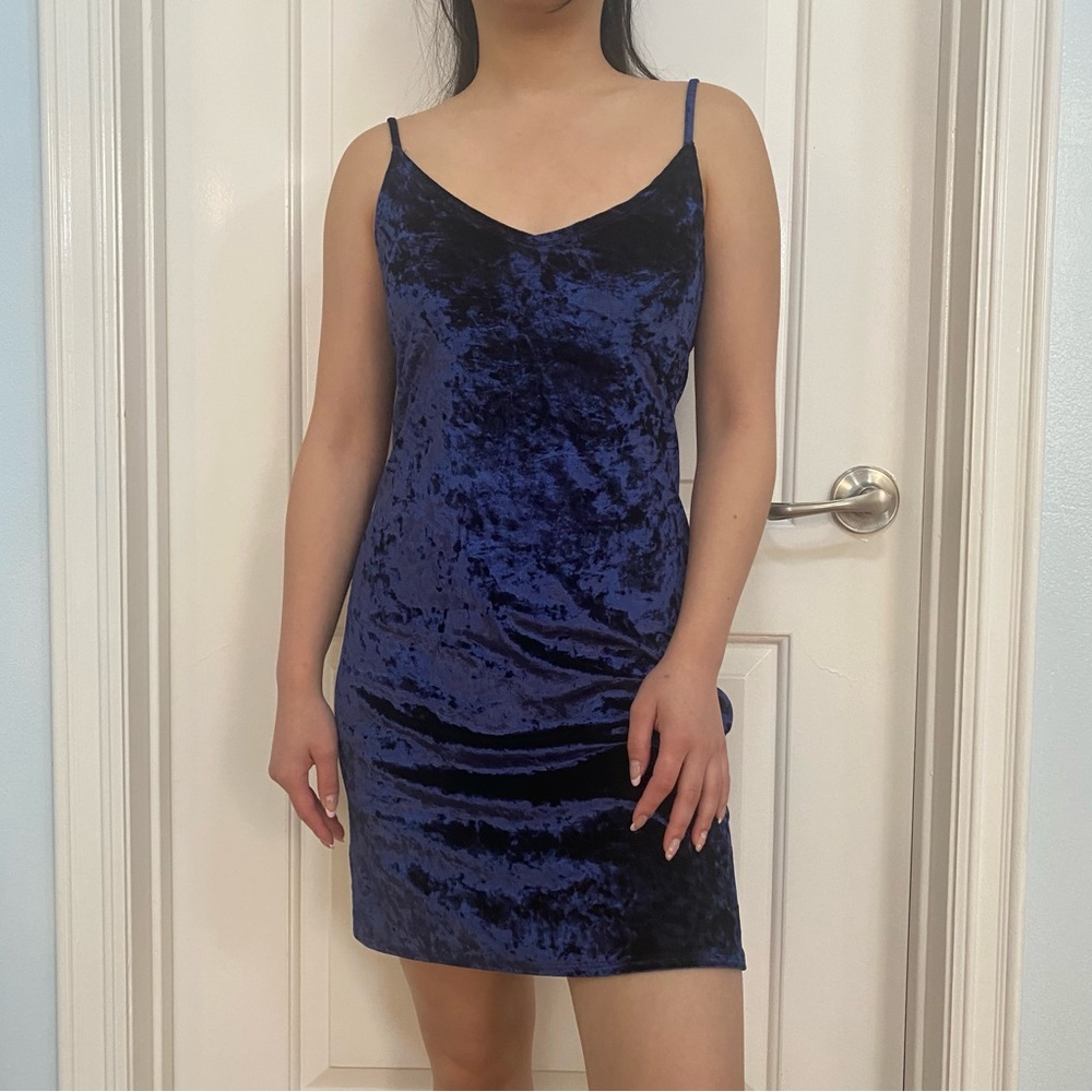 Hollister Co. V Neck Crushed Velvet Navy Blue Cami Mini Slip Dress Size XS